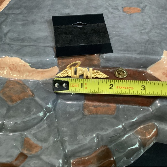 🟡 Vintage - JJ Jonette Gold Tone “LPN Angel Halo” Lapel Pin - Excellent - Picture 5 of 8